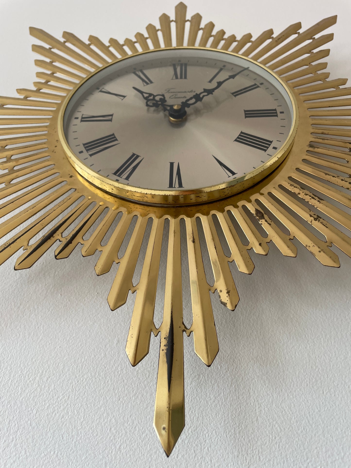 Vintage Mid-Century Gold Starburst Wall Clock by Timemaster Quartz – 45cm Atomic Sunburst Retro Wall Clock