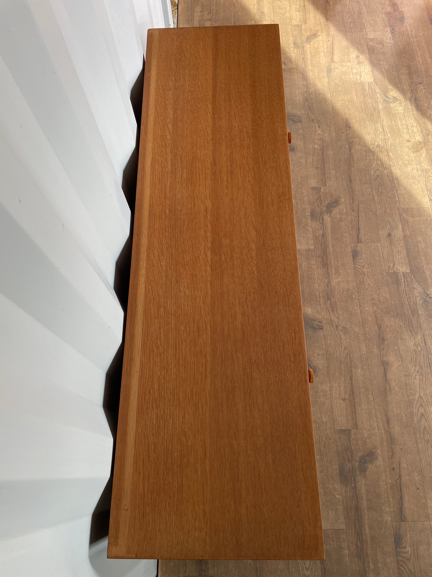 Meredew Oak Mid-Century Sideboard – Vintage 6 Drawer Chest / Cabinet 142cm