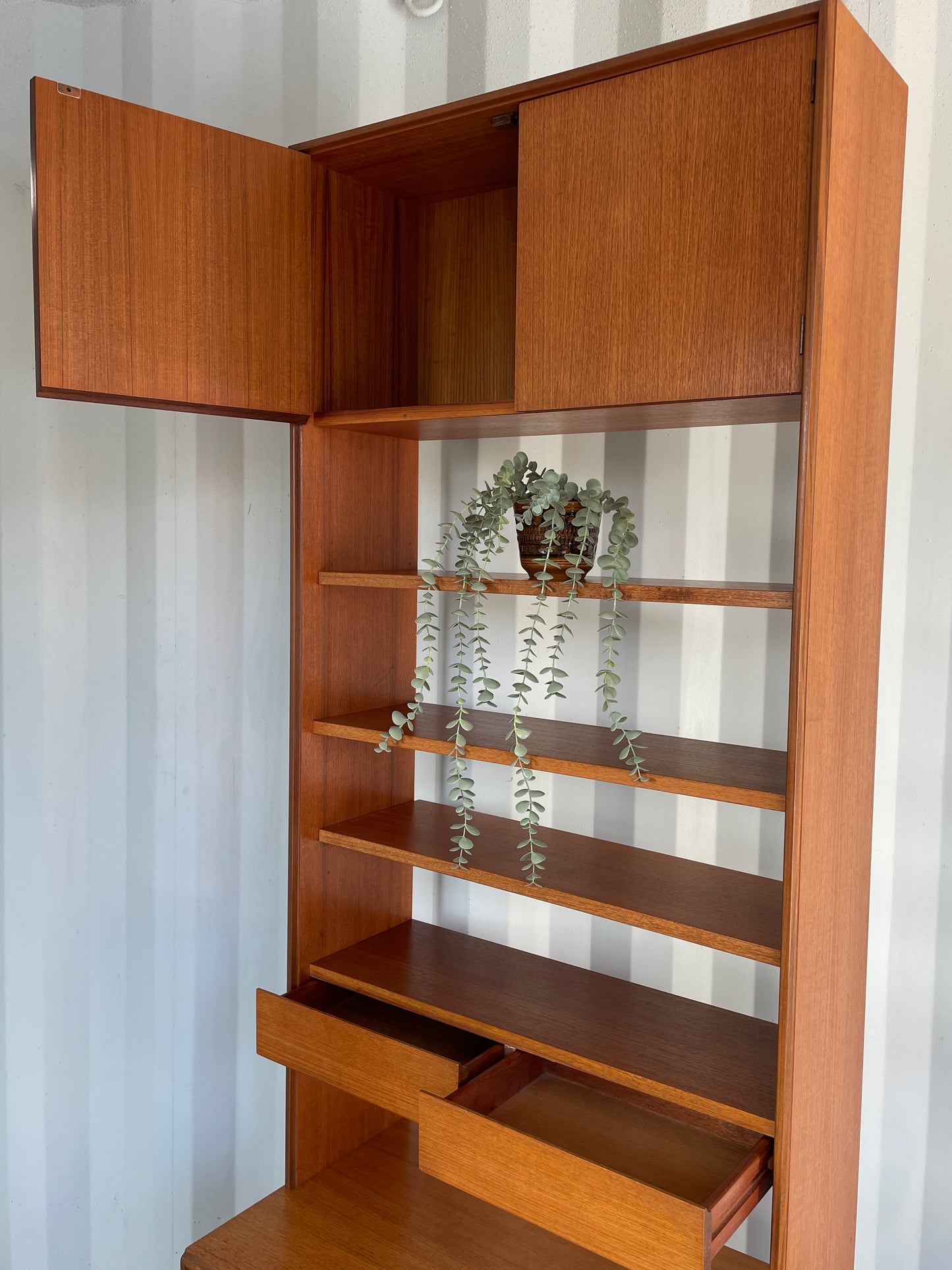 G-Plan Form Five Wall Unit by Roger Bennett 1967 Teak Mid-Century Modern Cabinet & Shelving 199cm