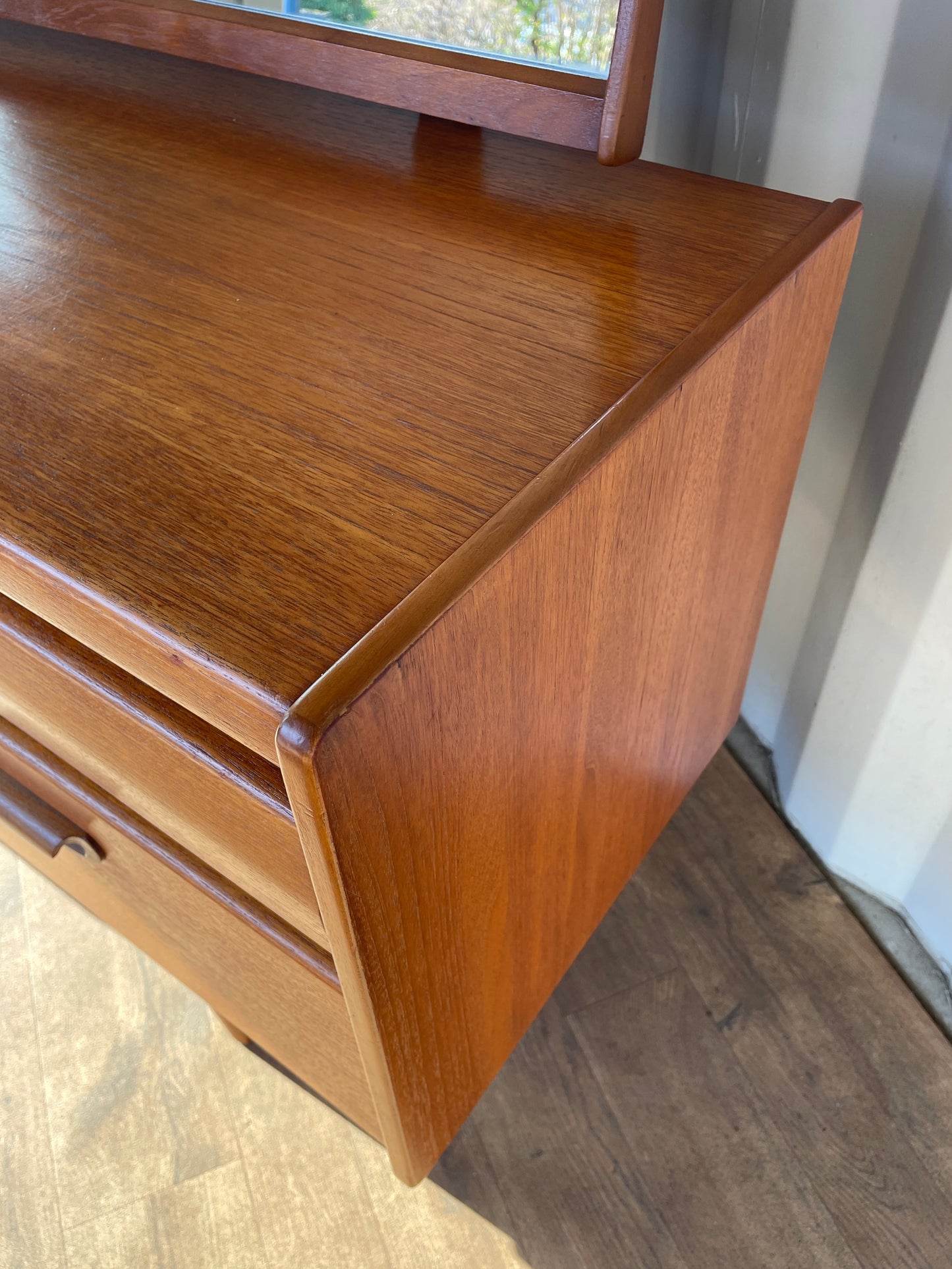 Vintage Mid-Century William Lawrence Teak Dressing Table with Mirror – 156cm Wide