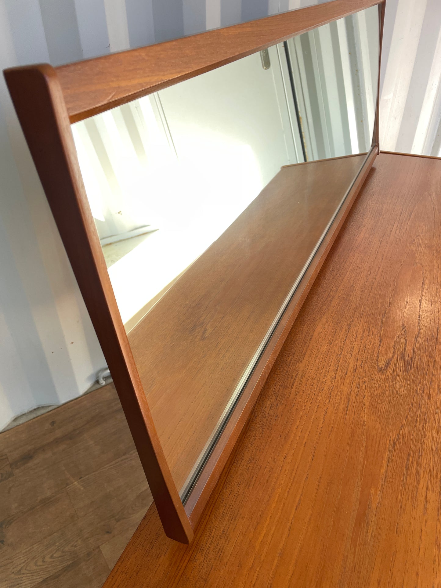 Vintage Mid-Century William Lawrence Teak Dressing Table with Mirror – 156cm Wide