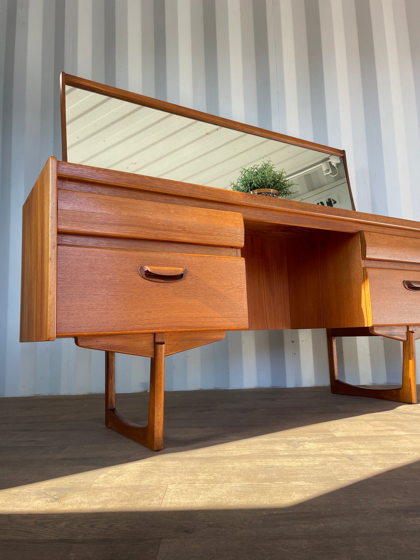 Vintage Mid-Century William Lawrence Teak Dressing Table with Mirror – 156cm Wide