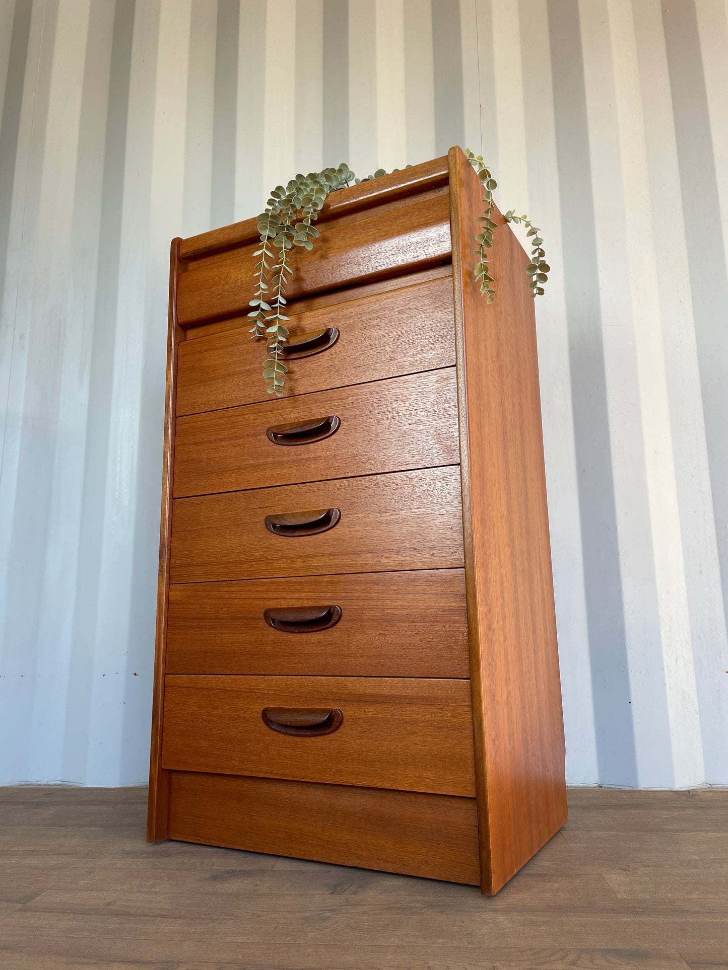 Vintage Mid-Century William Lawrence Tall Teak Chest of Drawers – 6 Drawer British Modernist Cabinet – 100cm High
