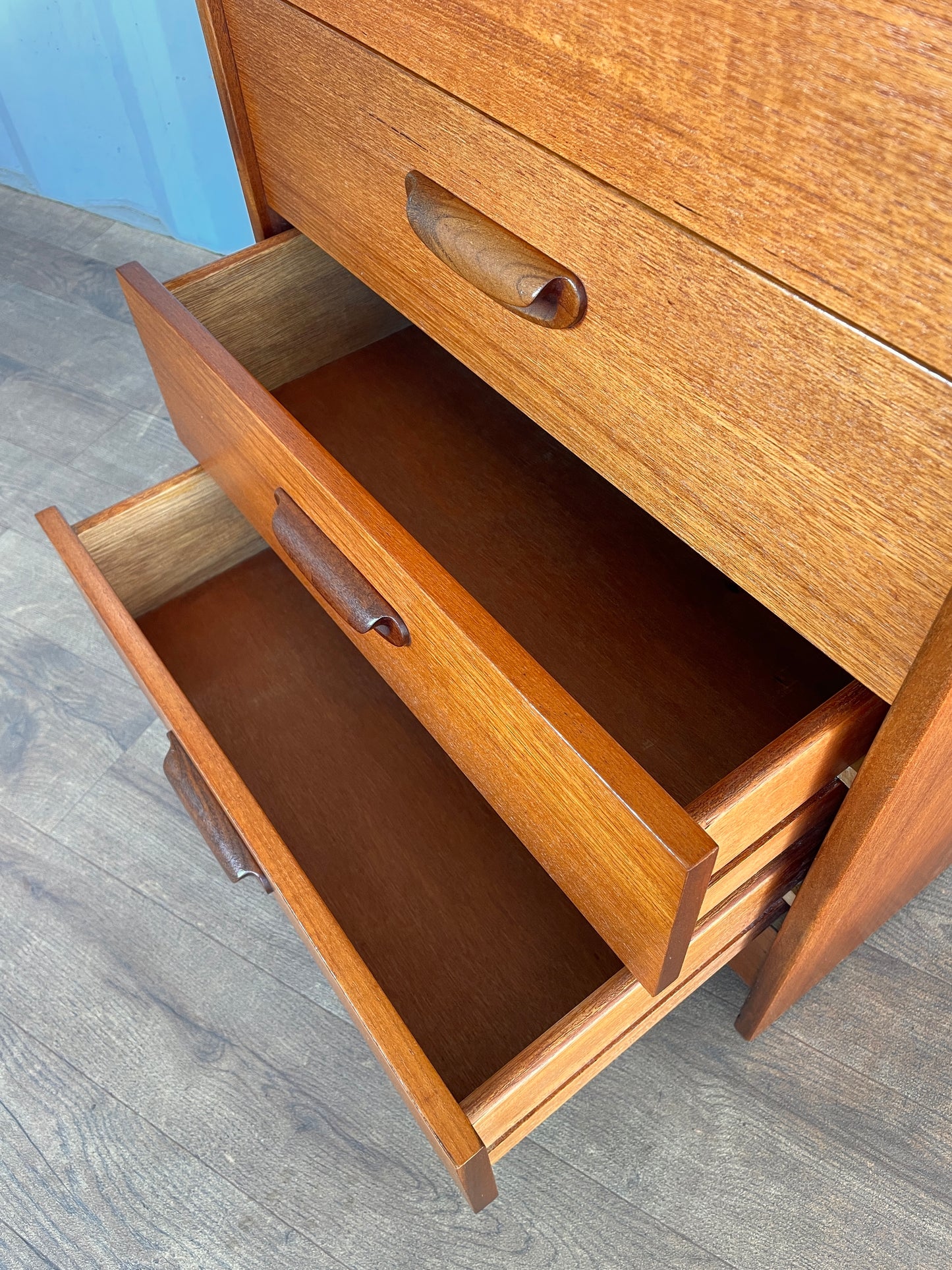 Vintage Mid-Century William Lawrence Tall Teak Chest of Drawers – 6 Drawer British Modernist Cabinet – 100cm High
