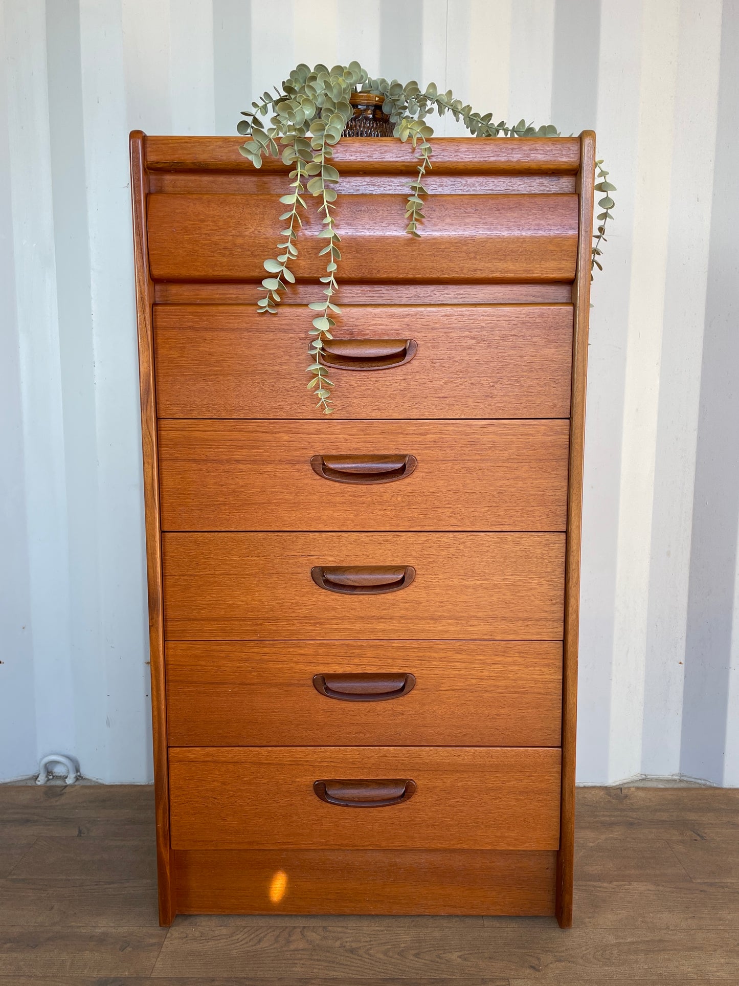 Vintage Mid-Century William Lawrence Tall Teak Chest of Drawers – 6 Drawer British Modernist Cabinet – 100cm High