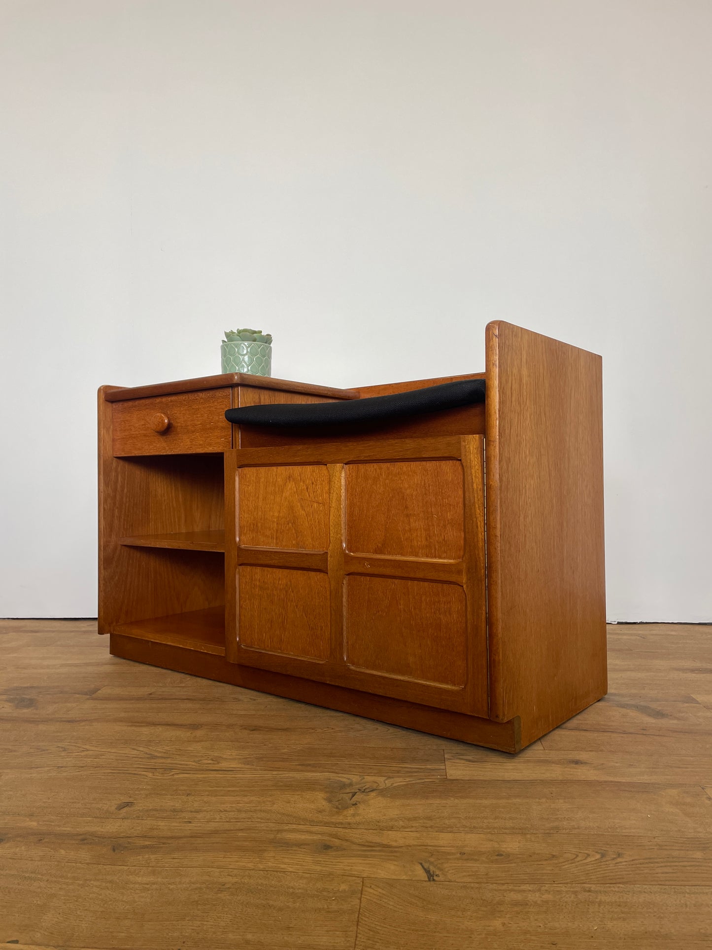 Nathan Mid-Century Telephone Table Teak - Compact Retro Sideboard Hall Seat Bench