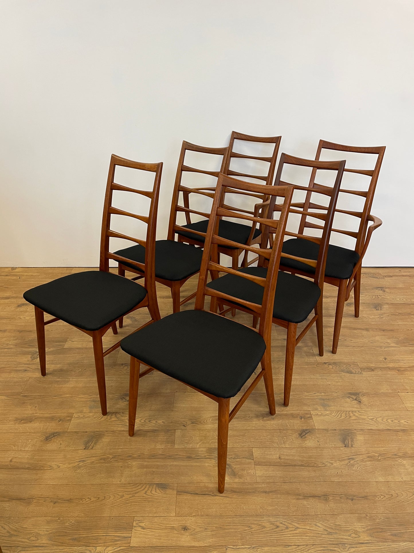 Set of 6 Rare Danish Dining Chairs by Niels Koefoed inc 2 Carvers