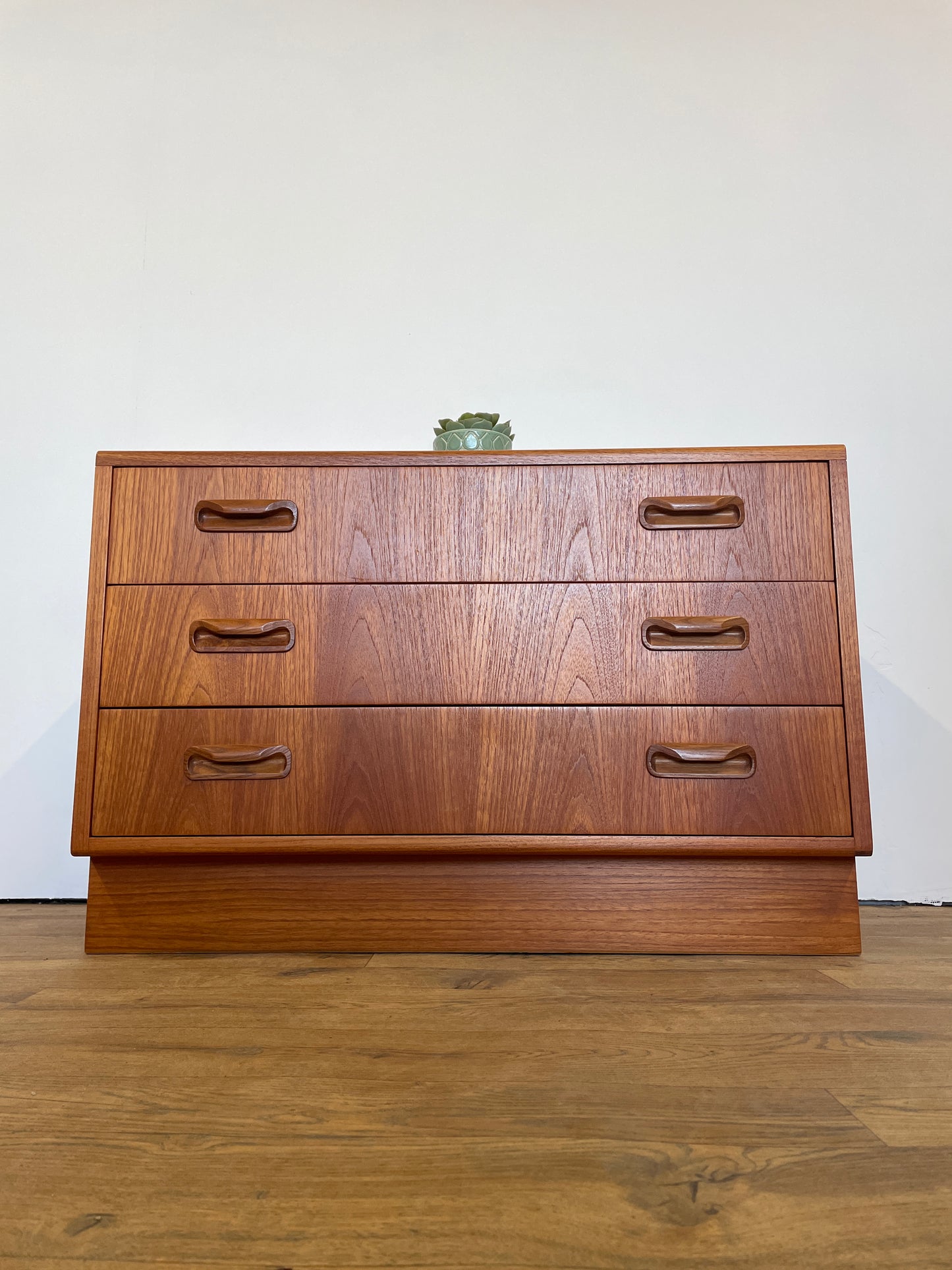 G Plan Chest of Drawers Fresco Mid-Century Vintage Retro Teak 3 Drawer Bedroom