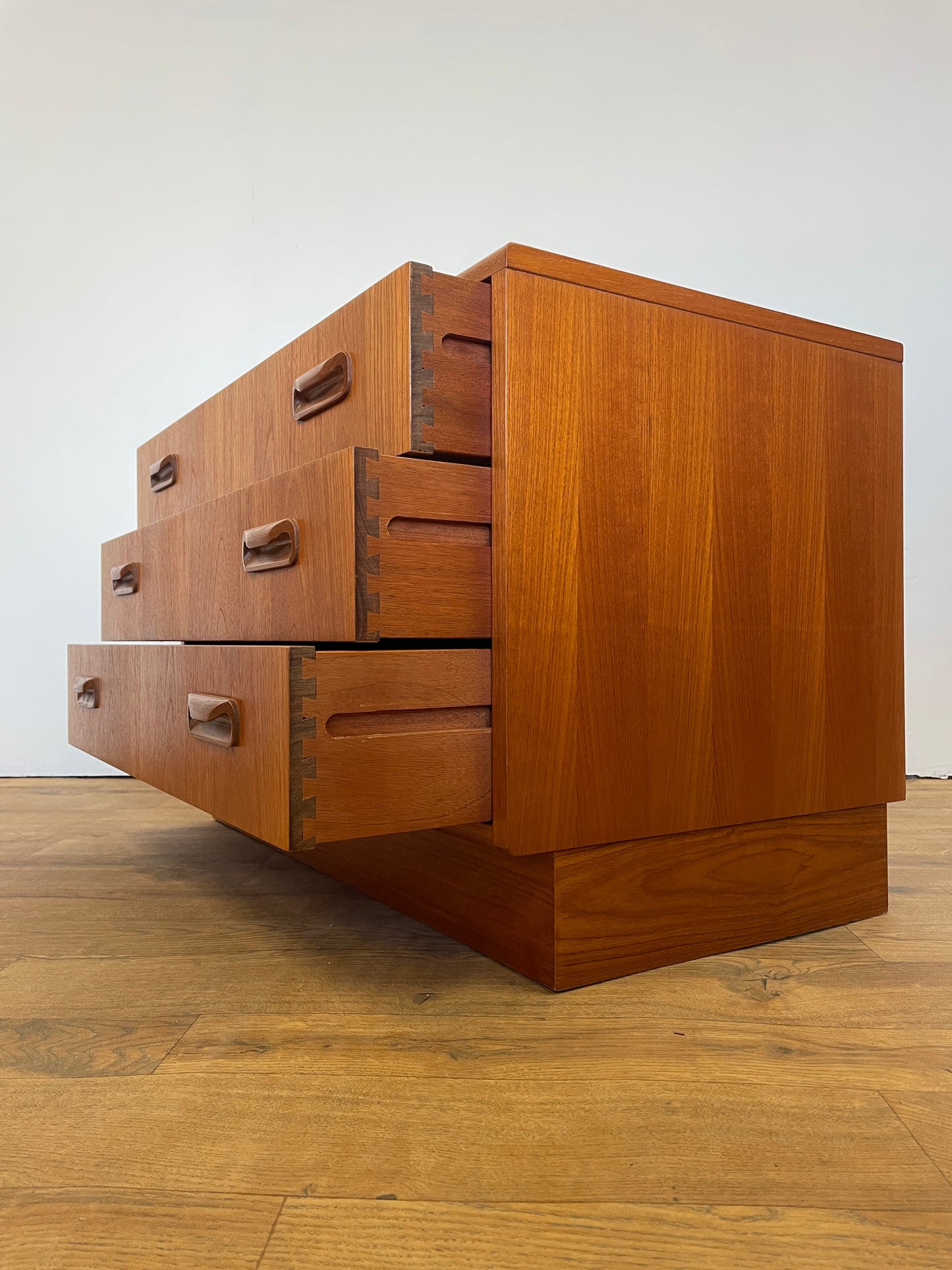 G Plan Chest of Drawers Fresco Mid-Century Vintage Retro Teak 3 Drawer Bedroom