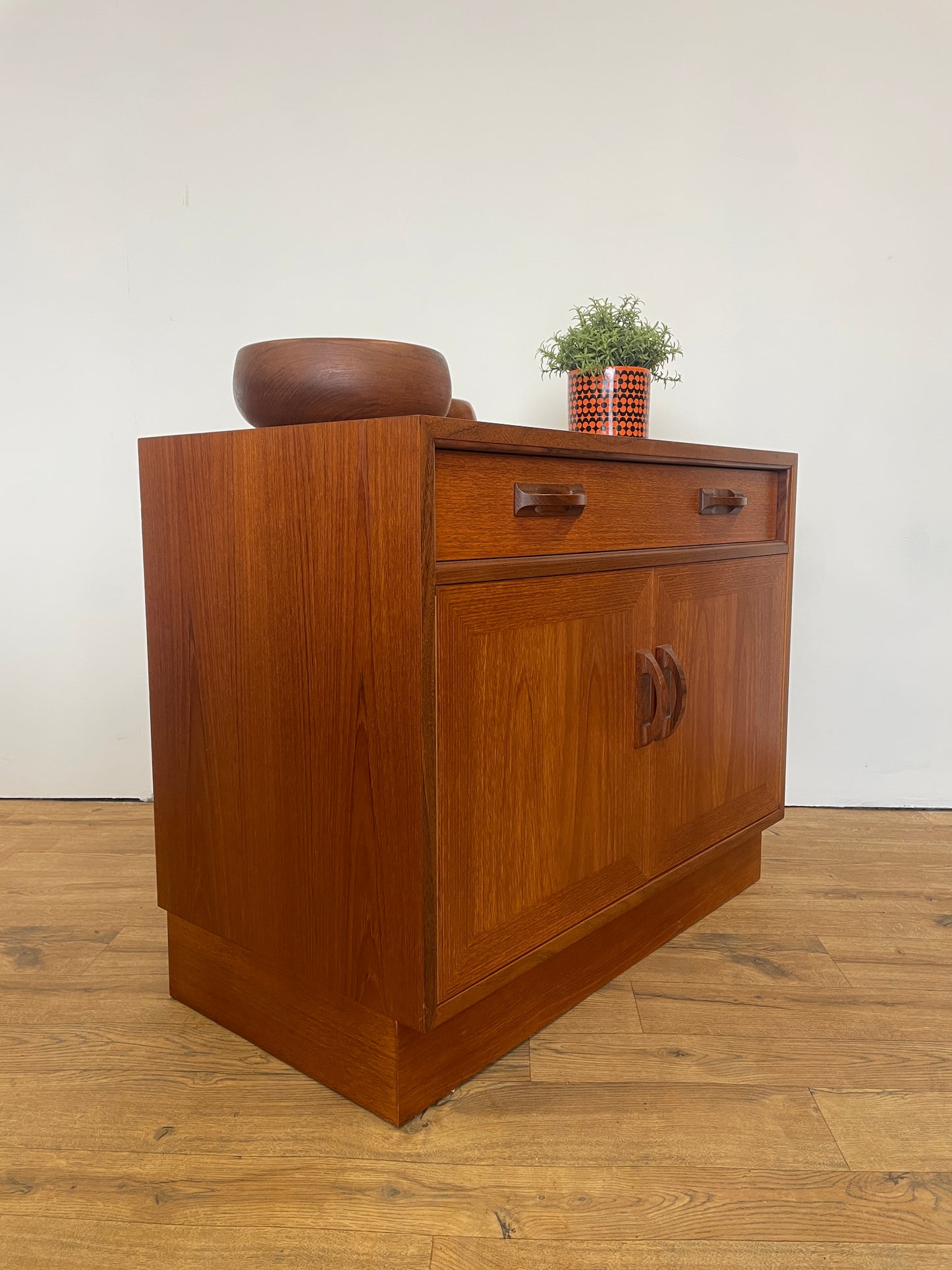 Vintage G Plan Sierra Sideboard / Cabinet / Media Unit - Teak Mid-Century Retro