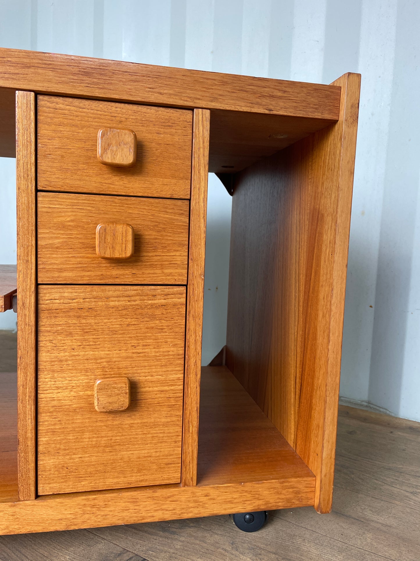 TV Cabinet / Media Unit Danish Style Vintage Teak Mid-Century on Castors – Shelving, Drawers & Pull Out Storage