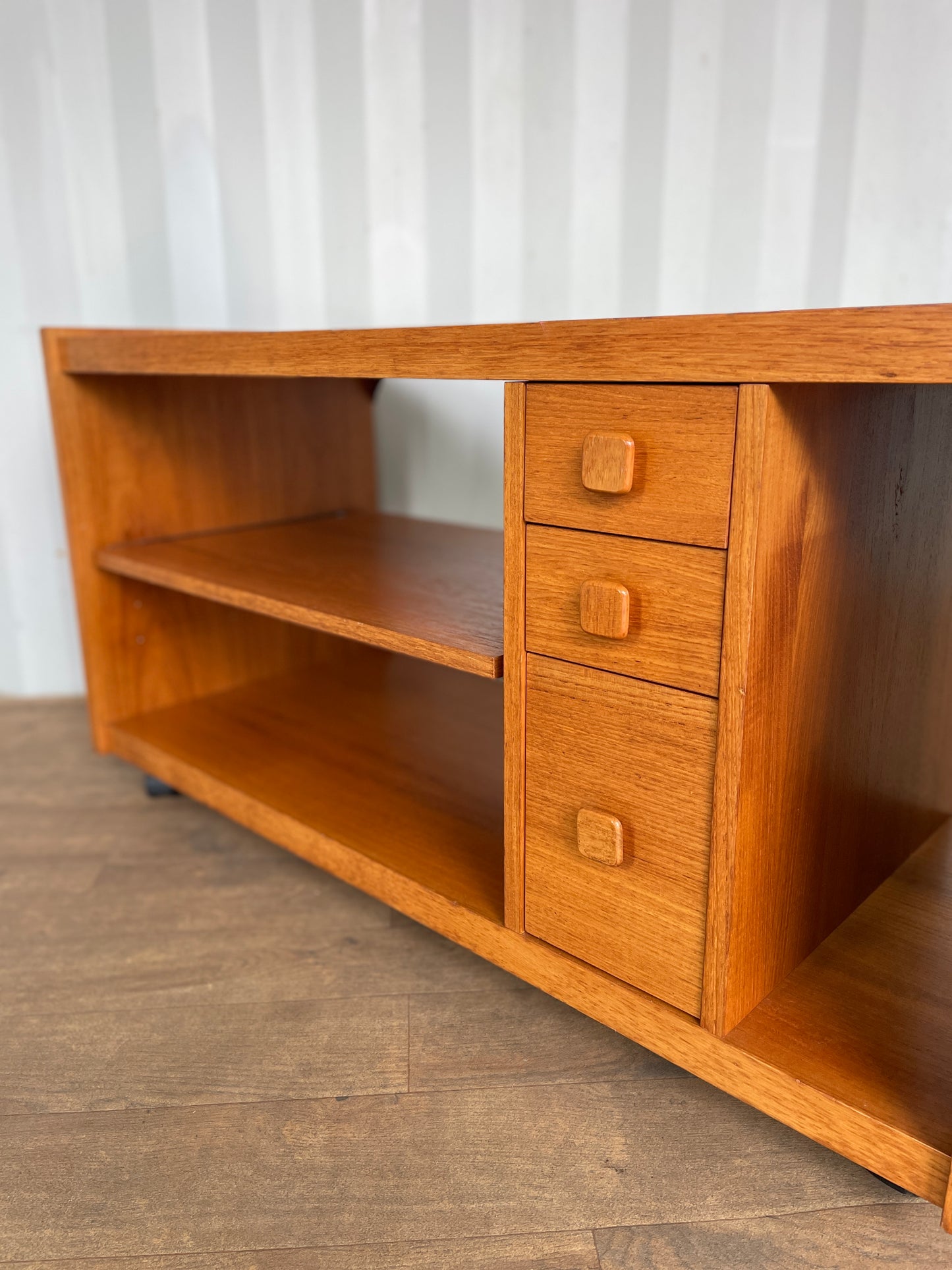 TV Cabinet / Media Unit Danish Style Vintage Teak Mid-Century on Castors – Shelving, Drawers & Pull Out Storage
