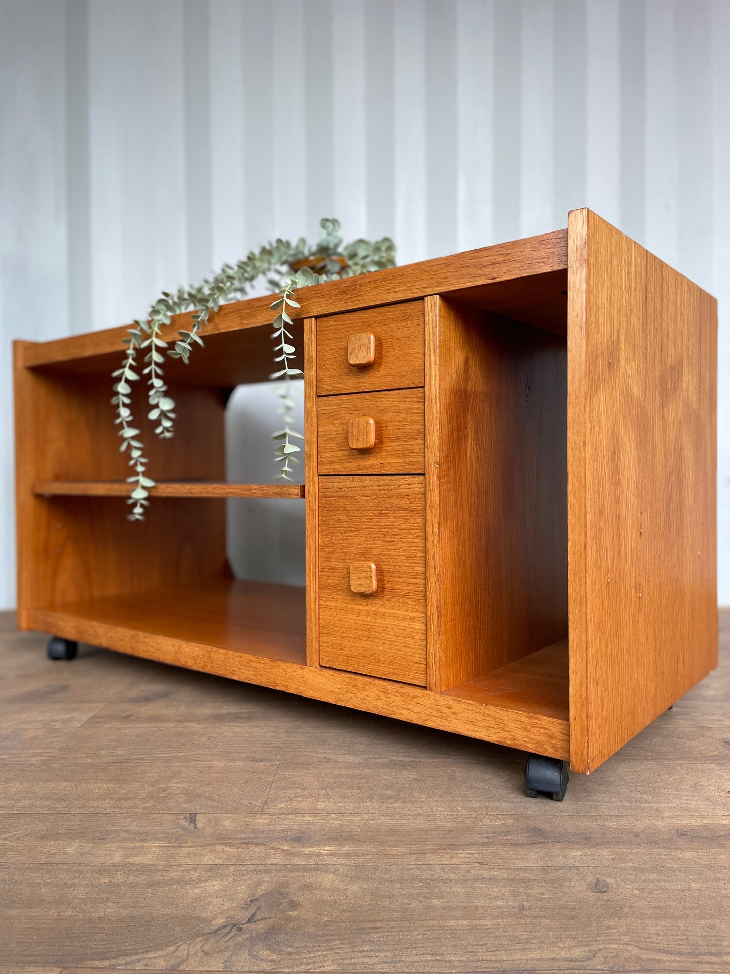 TV Cabinet / Media Unit Danish Style Vintage Teak Mid-Century on Castors – Shelving, Drawers & Pull Out Storage