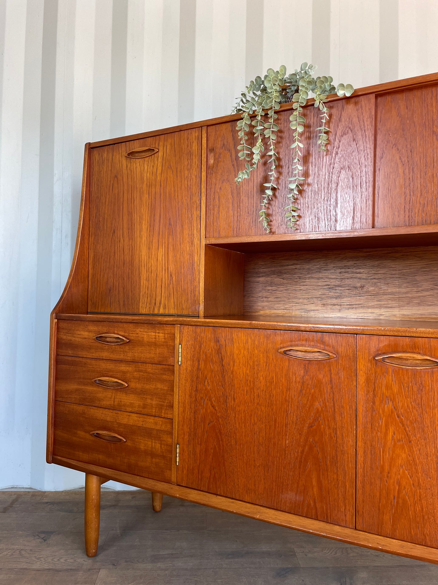 Mid Century Highboard Vintage Jentique Teak Sideboard Cabinet Storage