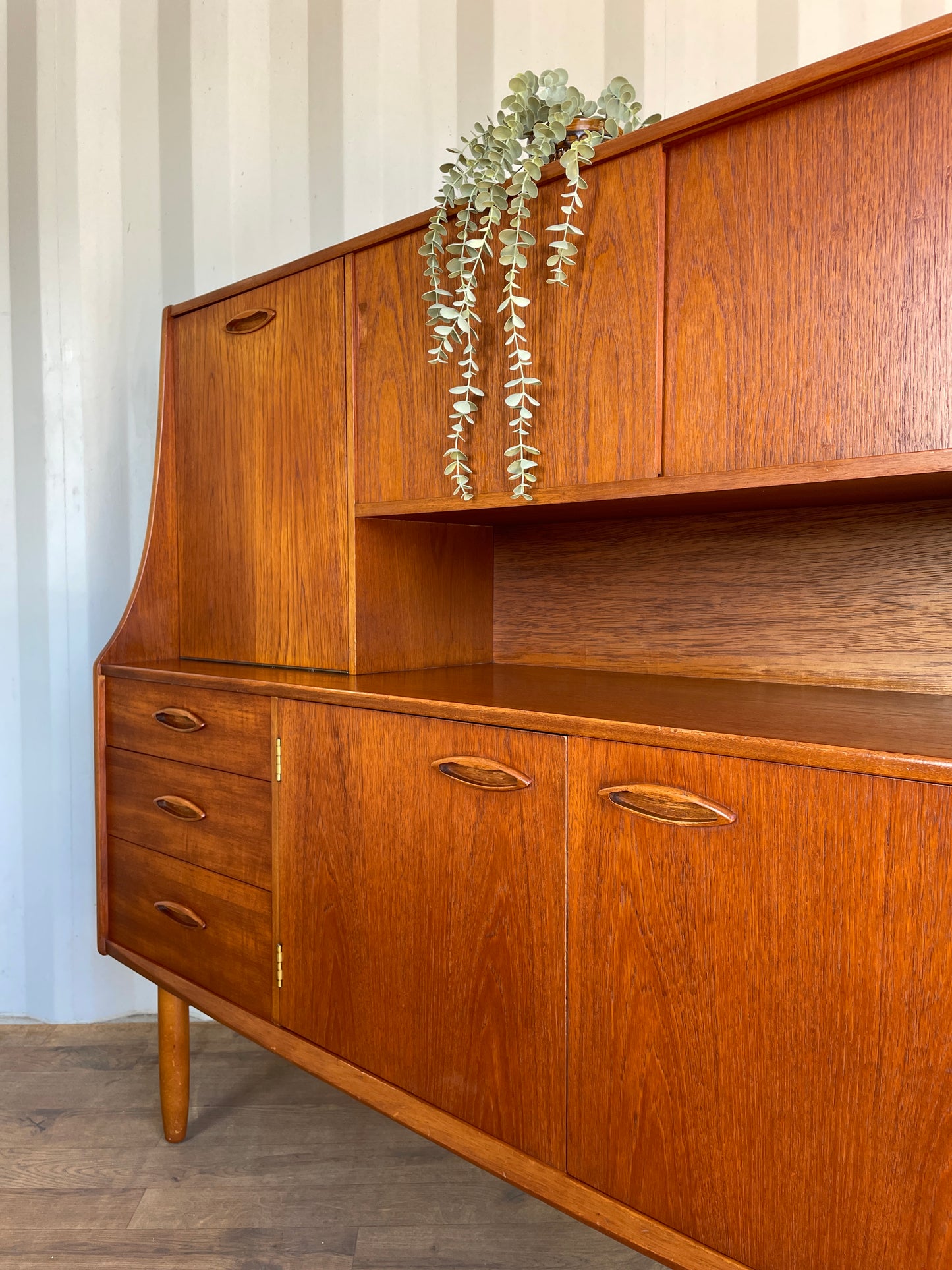 Mid Century Highboard Vintage Jentique Teak Sideboard Cabinet Storage