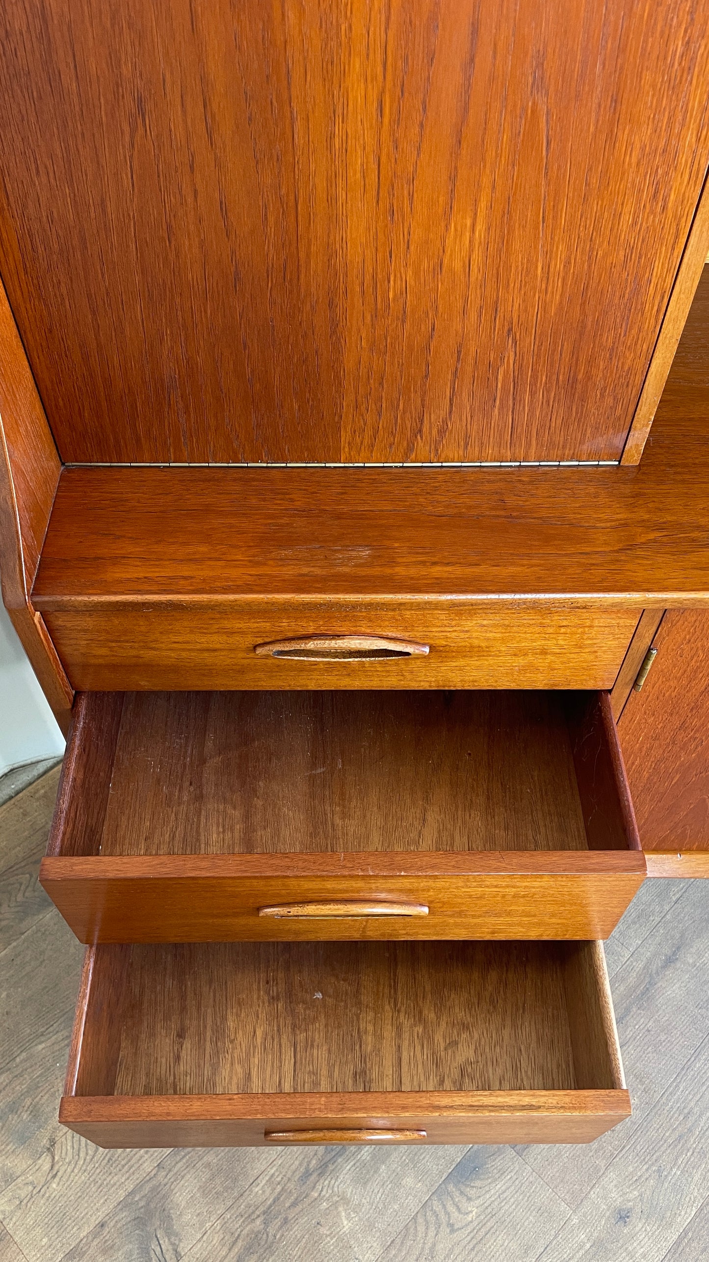 Mid Century Highboard Vintage Jentique Teak Sideboard Cabinet Storage