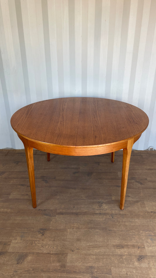 Extending Dining Table by Sutcliffe - Mid-Century Teak – Round to Oval – 122cm to 167cm