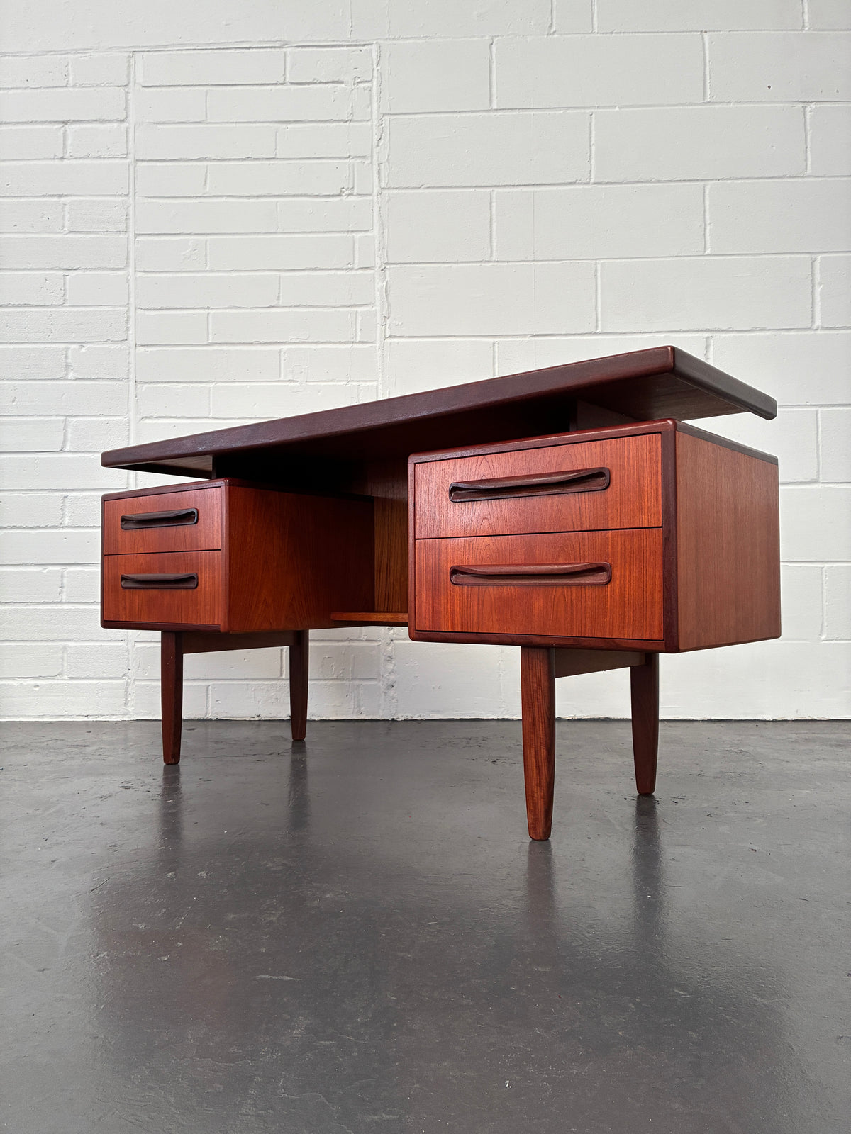 Vintage G Plan Fresco Teak Floating Top Desk – Mid-Century Modern