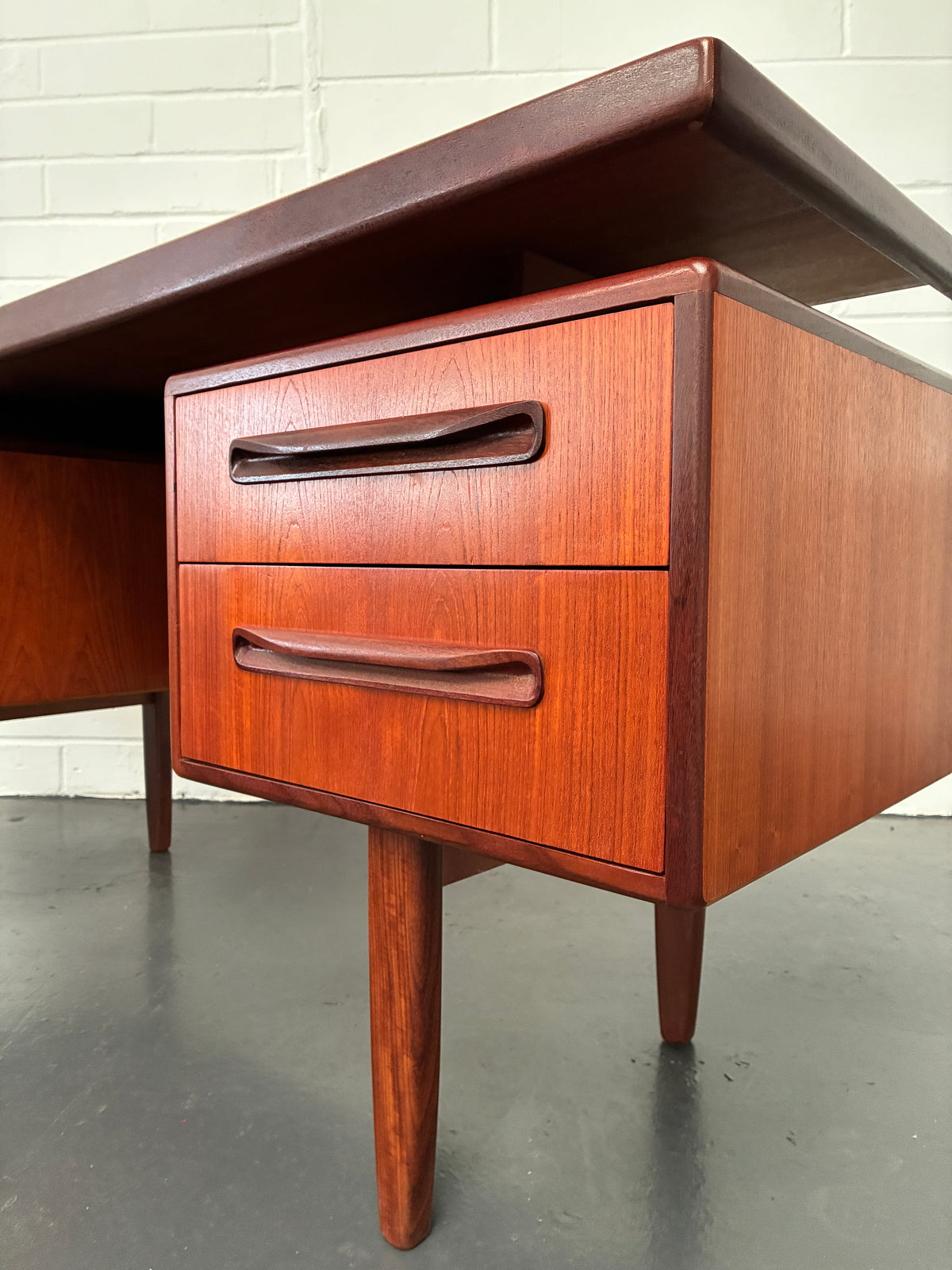 Vintage G Plan Fresco Teak Floating Top Desk – Mid-Century Modern