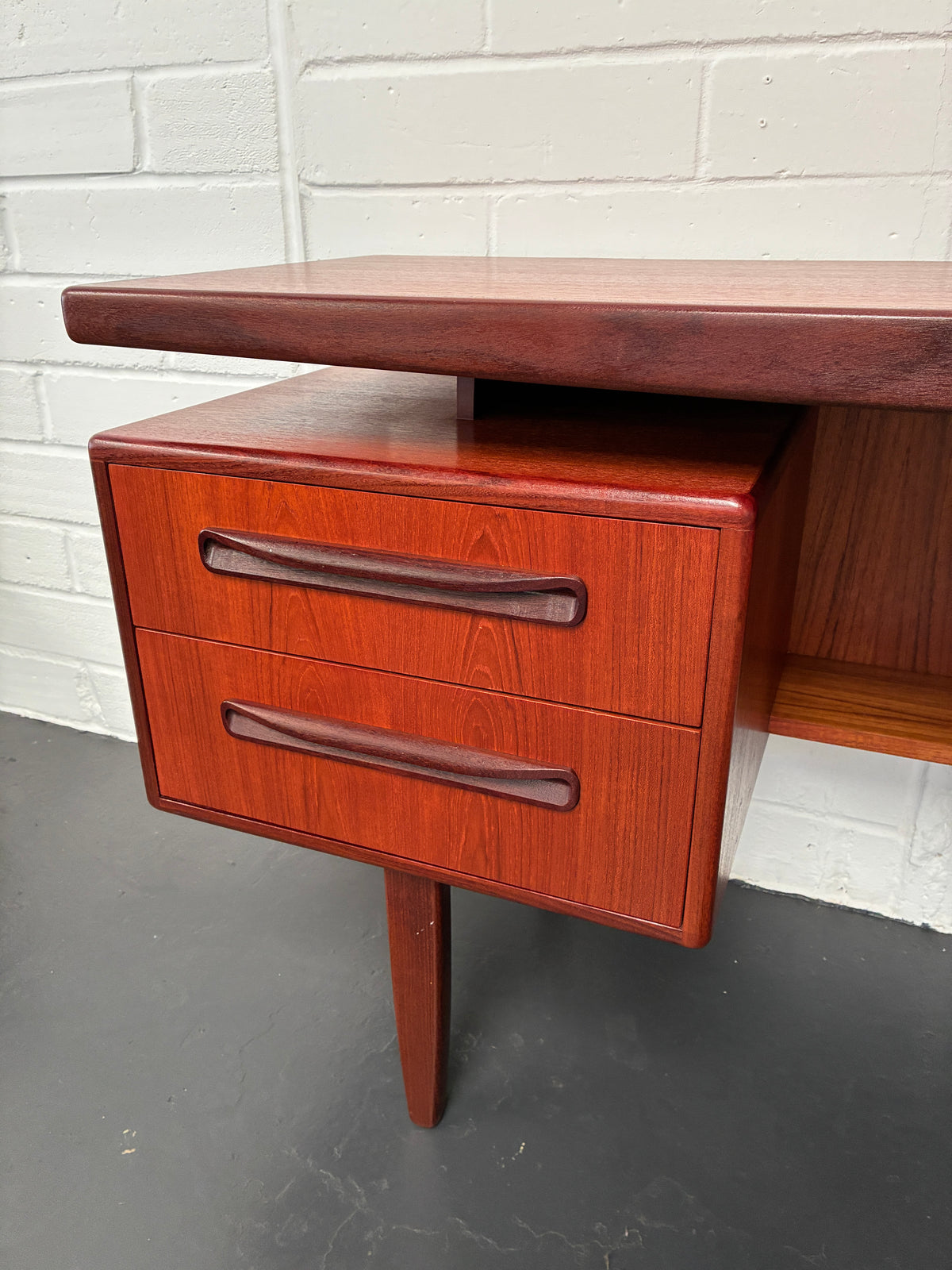 Vintage G Plan Fresco Teak Floating Top Desk – Mid-Century Modern
