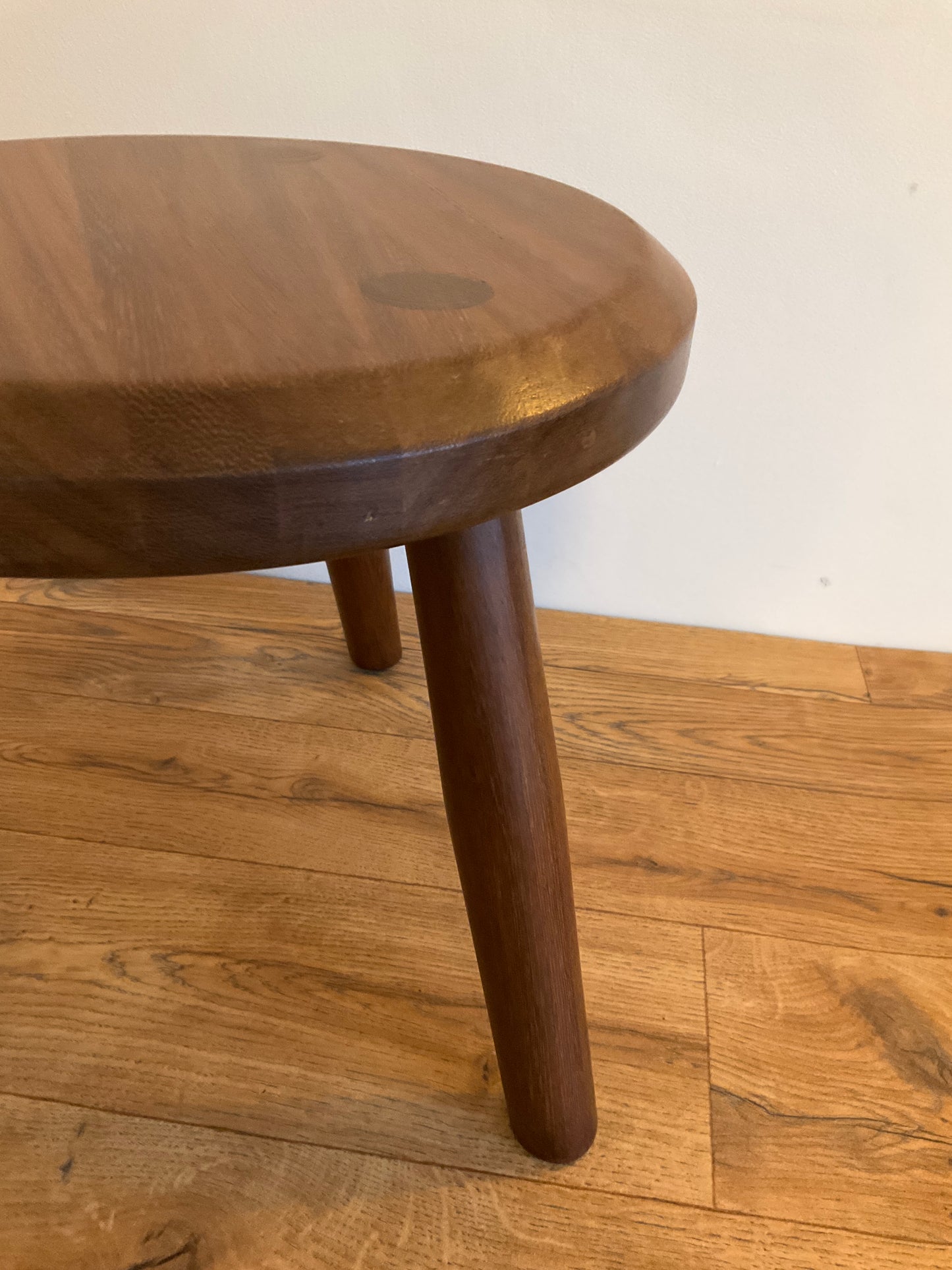 Vintage Mid-Century Solid Wood Three Legged Stool / Plant Stand – 36cm Wide x 33cm High