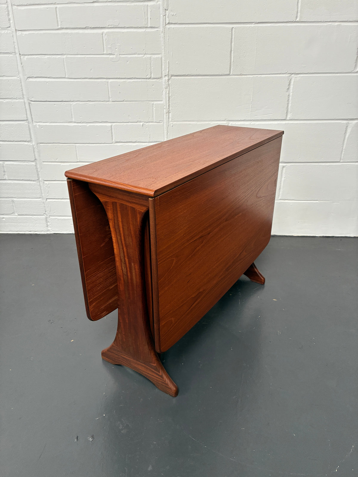 Vintage G Plan Mid-Century Teak Drop-Leaf Dining Table – Space-Saving Folding Table