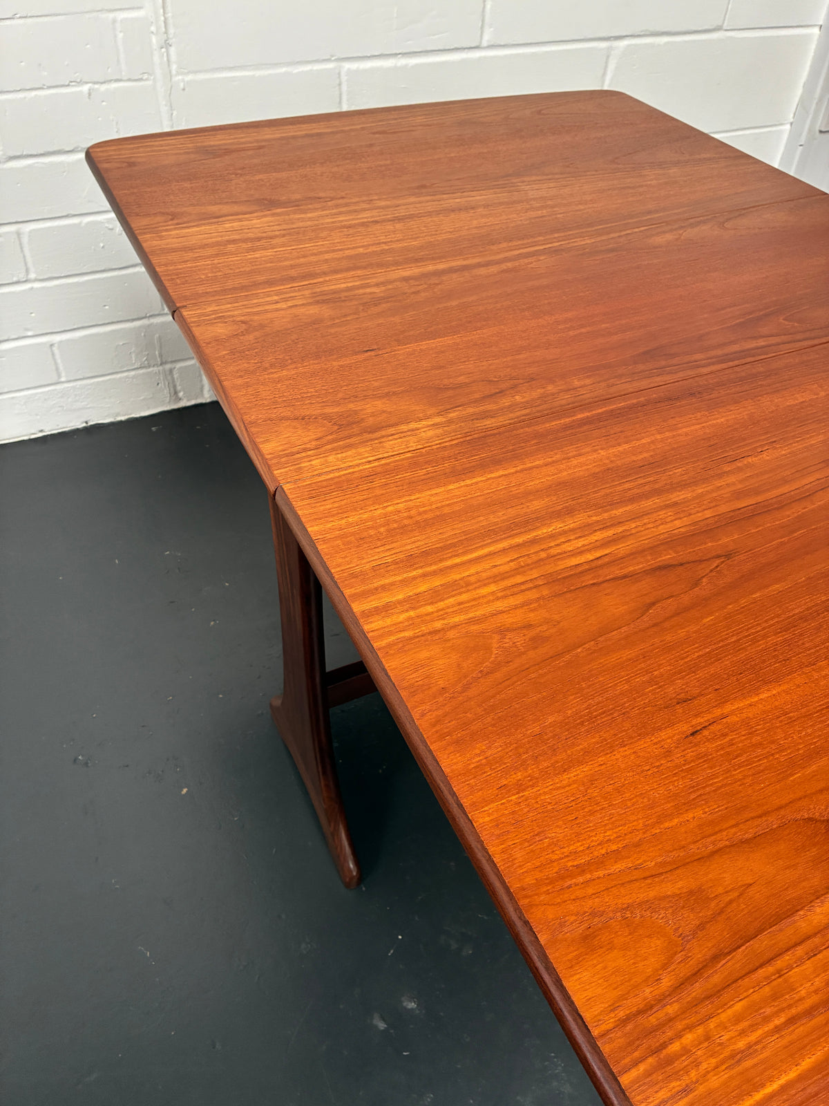 Vintage G Plan Mid-Century Teak Drop-Leaf Dining Table – Space-Saving Folding Table