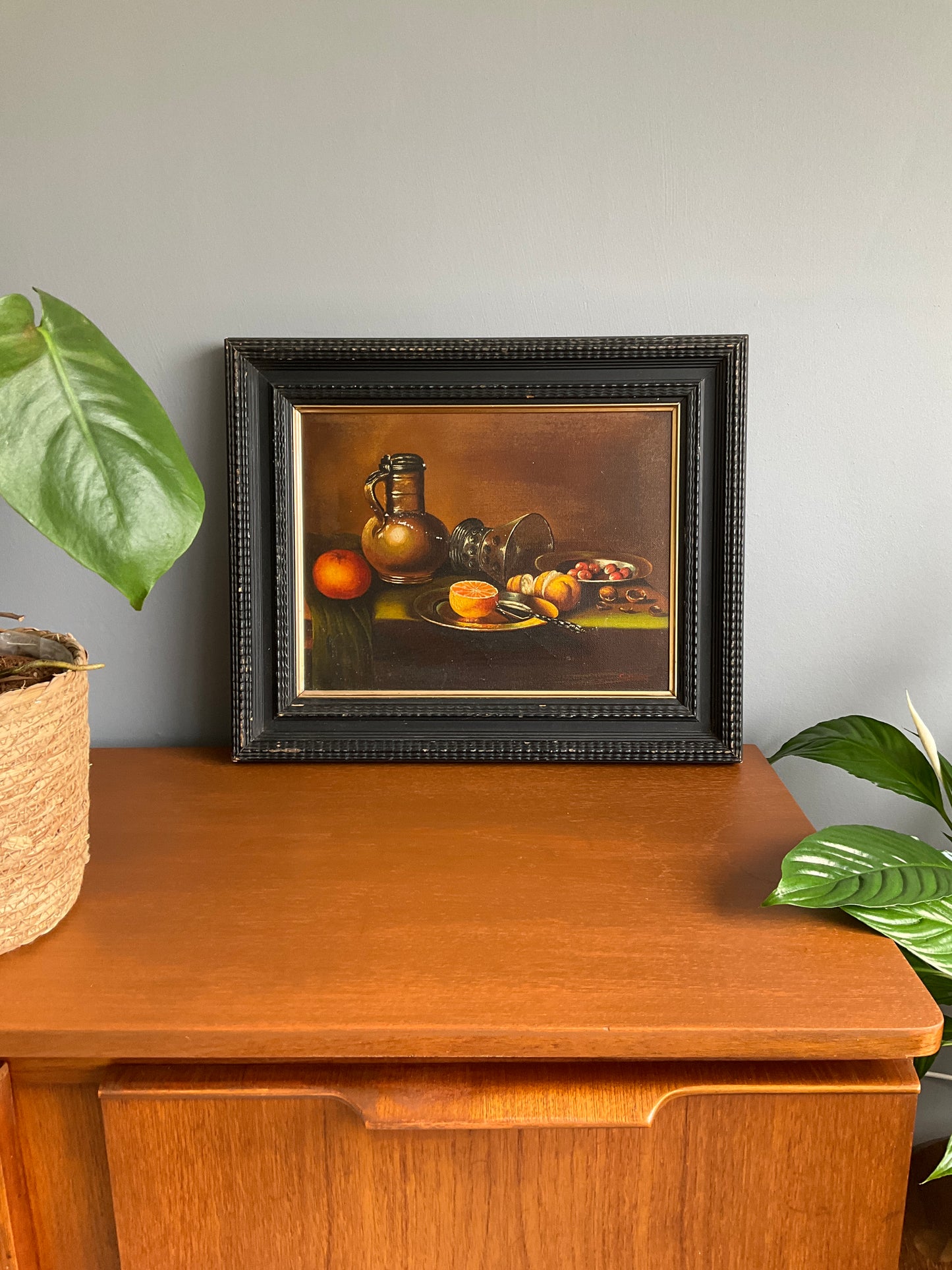 Vintage Still Life Oil Painting on Canvas – Fruit & Jug Composition – Black Wooden Frame – 46cm x 37cm